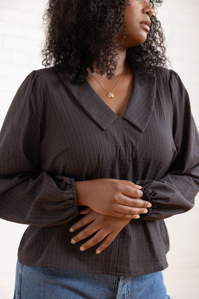 brown Cosmo blouse details